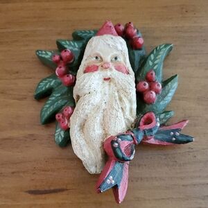 1989 House of Hatten Enchanted Forest Santa on Wreath Ornament